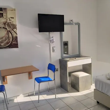 Dm Apartment *